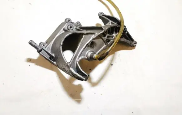 Peugeot 3008 I Engine mounting bracket 9672309780 c4003441se