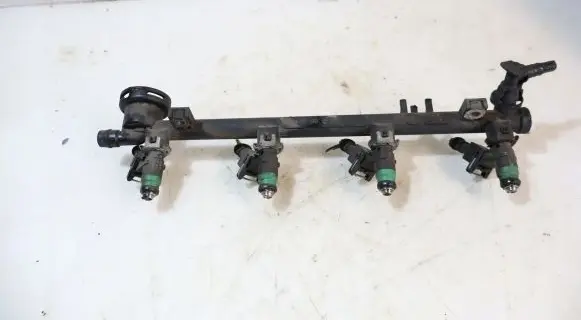 Renault Scenic II - Grand scenic II Fuel main line pipe