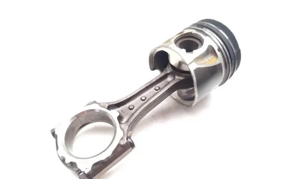 Opel Meriva B Piston with connecting rod A17DTS