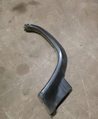 Mitsubishi Pajero Front arch trim MB679791