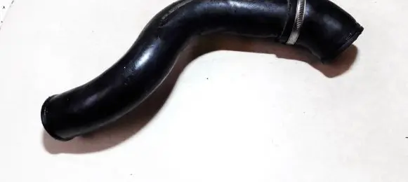 Ford Focus Intercooler hose/pipe XS4Q9F796D D05WB