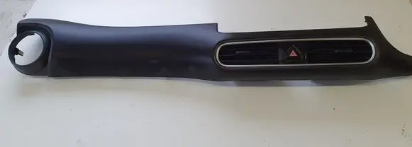 Hyundai Kona I Dash center air vent grill 8476AJ9800
