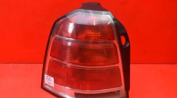 Opel Zafira B Rear/tail lights 13252447