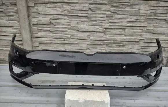 Volkswagen Golf VII Front bumper 5G0807221FL