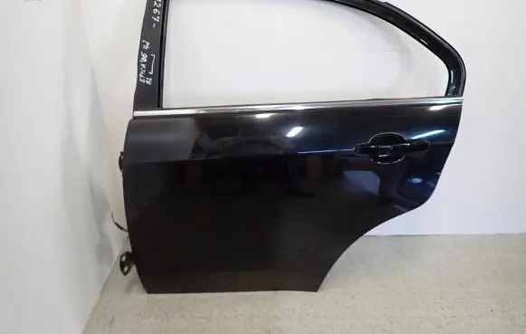 Chevrolet Epica Front door