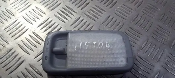 Toyota RAV 4 (XA20) Front seat light