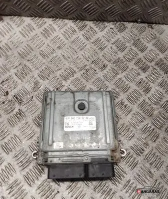 Mercedes-Benz GLK (X204) Engine control unit/module a6421503200