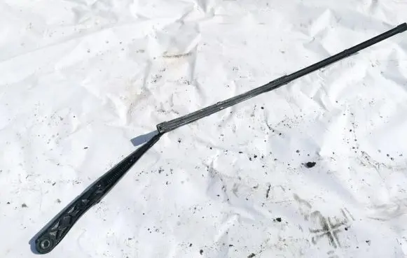 Mercedes-Benz A W169 Front wiper blade arm