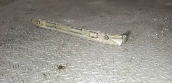 Ford S-MAX Headlight/headlamp mounting bracket 8637181