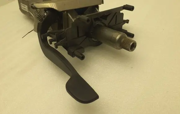 BMW 1 F20 F21 Steering wheel axle 768444