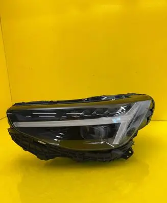 Volvo XC40 Headlight/headlamp 32392320
