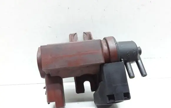 Volvo S80 Turbo solenoid valve 6G9Q9E882CA 70177100
