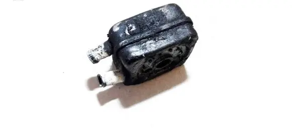 Volkswagen Golf III Engine oil radiator 
