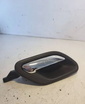 BMW 5 E39 Front door interior handle 8226050