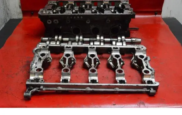Skoda Octavia Mk2 (1Z) Engine head 03G103373A