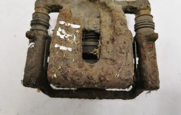 Mercedes-Benz B W245 Rear brake caliper