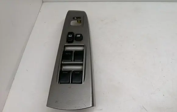 Toyota Prius (XW20) Electric window control switch 8482047021 515051HM4702 7423247070