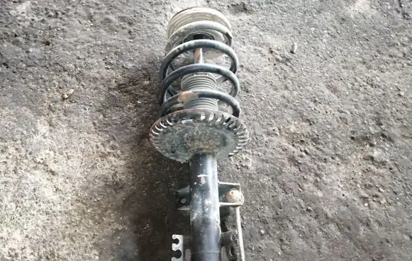Volkswagen Multivan T5 Front shock absorber with coil spring