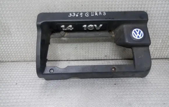 Engine cover (trim)