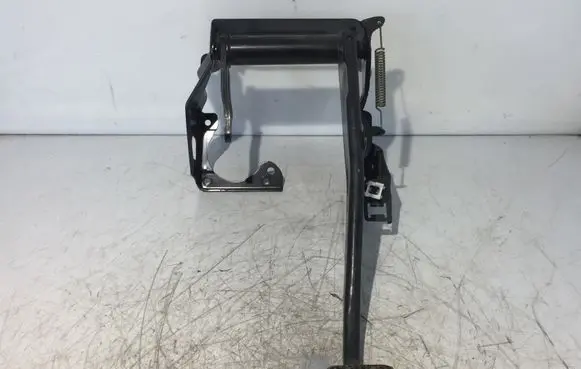 Mercedes-Benz Vito Viano W447 Brake pedal A2012920082
