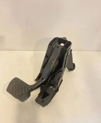 Volkswagen PASSAT B8 Brake pedal 5Q1723058BN