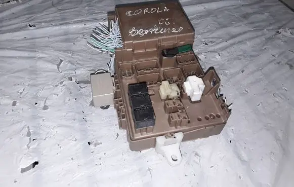 Toyota Corolla E120 E130 Fuse box set