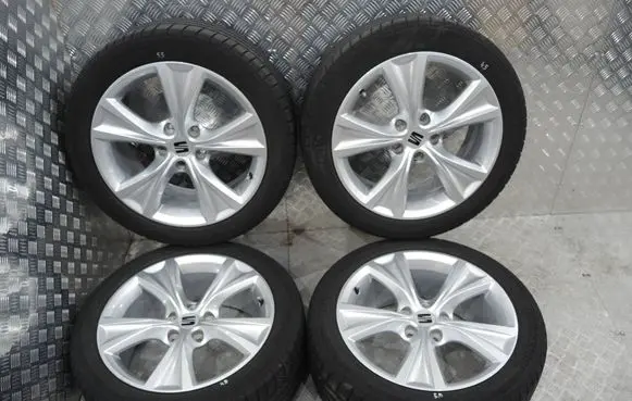 Seat Leon IV R17 alloy rim 