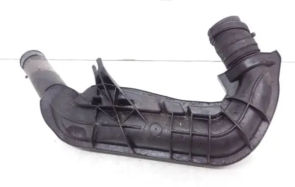 Volvo V70 Intercooler hose/pipe 6G916K683A