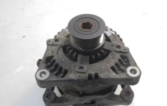 Mazda 3 I Generator/alternator 8M5T10300PA