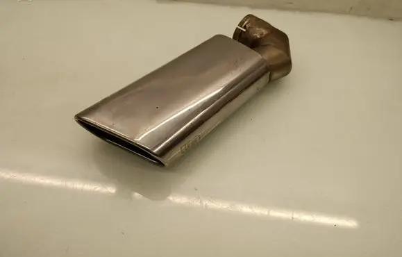 Volkswagen Touareg I Muffler ending 