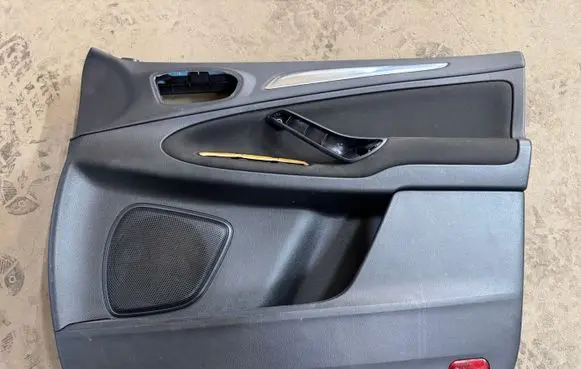 Ford S-MAX Front door card panel trim 