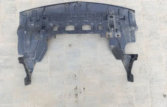 Opel Mokka Engine splash shield/under tray 95316247