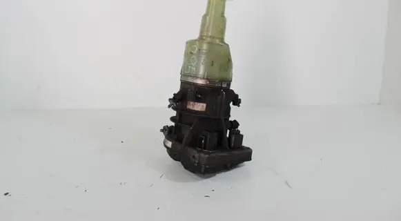 Ford Mondeo MK IV Power steering pump BG913K514AC