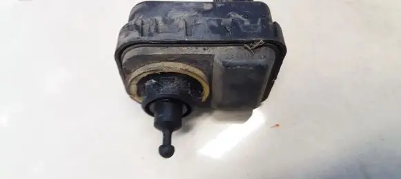 Opel Zafira A Headlight level adjustment motor 