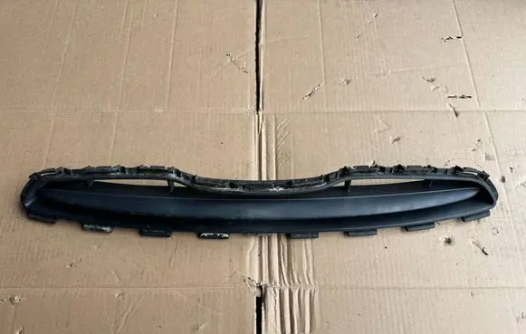 Nissan Micra Front bumper upper radiator grill 623121HA0A
