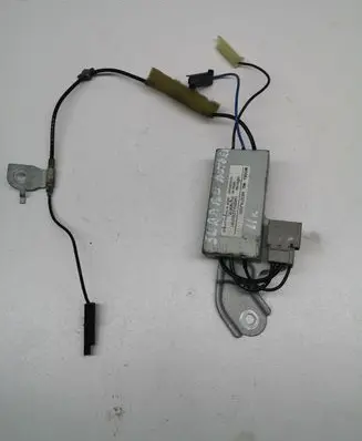Subaru Outback Aerial antenna amplifier 86327AJ000 14600022300101 PH700612
