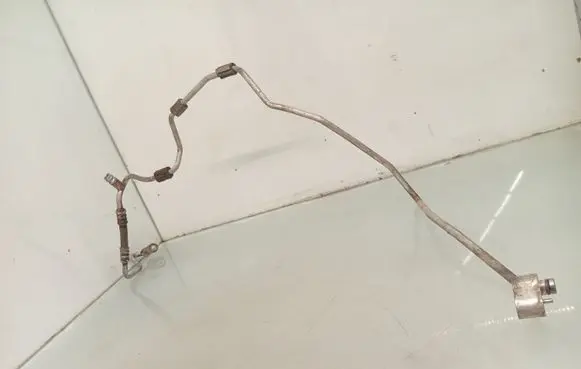Volkswagen Golf VI Air conditioning (A/C) pipe/hose 