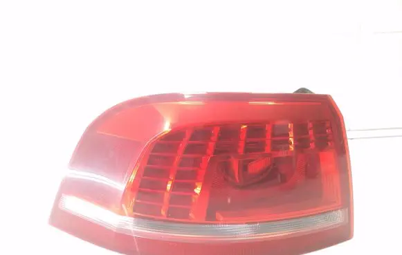 Volkswagen PASSAT B7 Rear/tail lights 3AF945207B