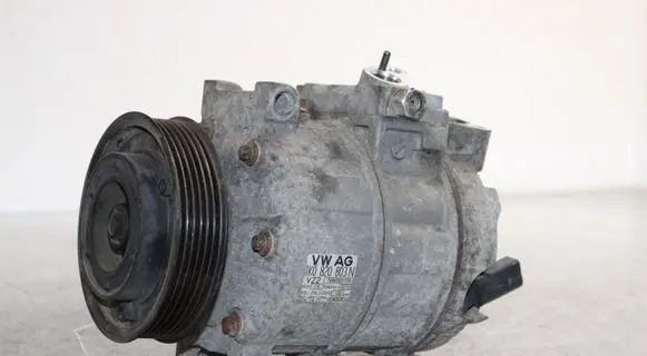 Volkswagen Caddy Air conditioning (A/C) compressor (pump) 1K0820803N