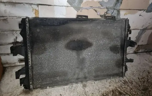 Volkswagen Transporter - Caravelle T5 Coolant radiator 7H0121253J