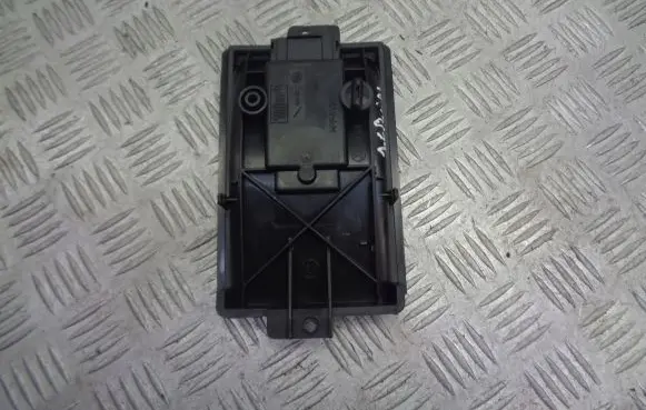 Skoda Octavia Mk1 (1U) Heater blower fan relay 