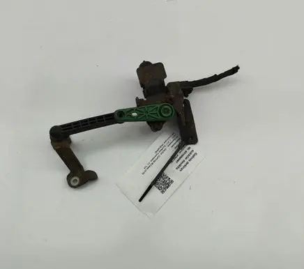 Skoda Superb B8 (3V) Rear air suspension level height sensor 5Q0907503