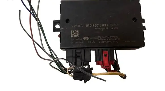 Audi A3 S3 8P Tow bar trailer control unit/module 1K0907383F 5DS01015441