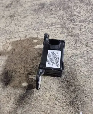 Renault Espace IV ESP acceleration yaw rate sensor 8200404858 10170103313