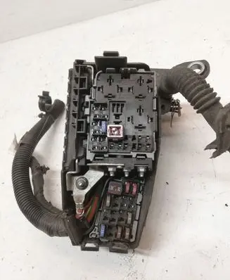 Volvo XC60 Fuse box set 6G9T14A076MB 6G9T14A067CA