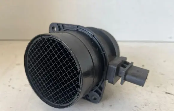 Audi A4 S4 B8 8K Mass air flow meter 03G906461C 0281002735 23042420