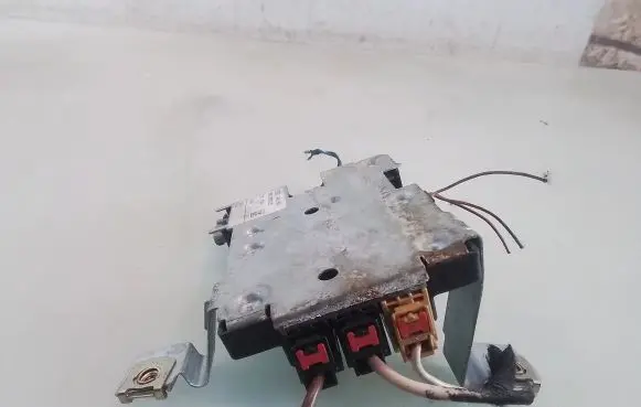 Antenna control unit