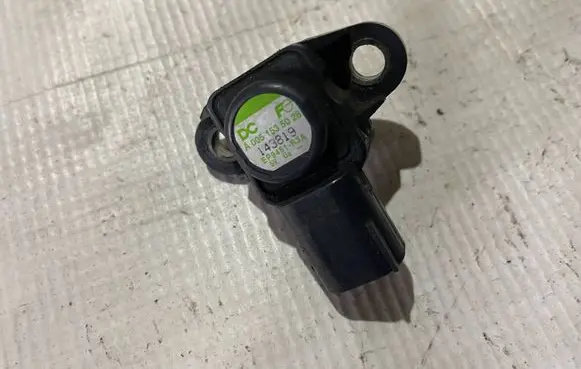Mercedes-Benz Sprinter W906 Air pressure sensor a0051535028 0051535028
