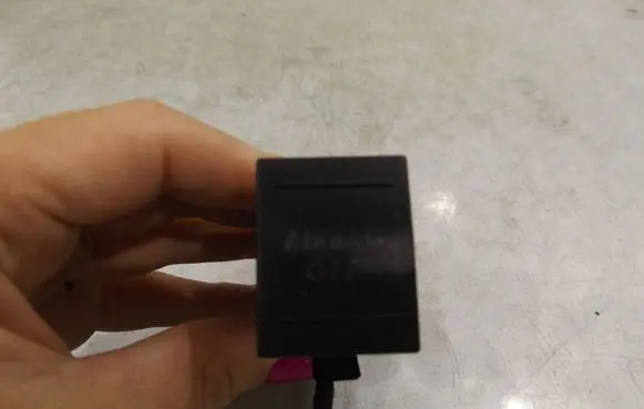 Volkswagen Polo IV 9N3 Seat heating switch 6Q0919253B