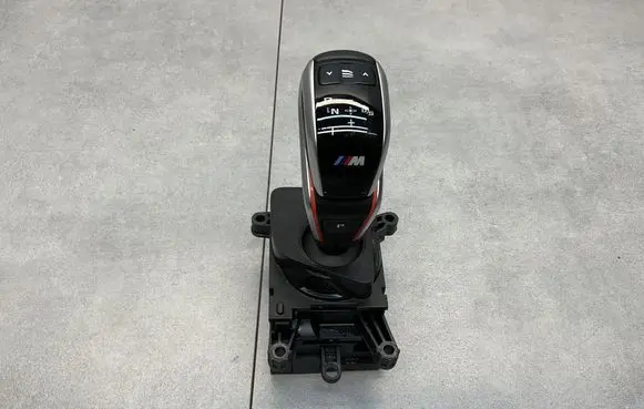 BMW X3M F97 Gear shifter/selector 9882345